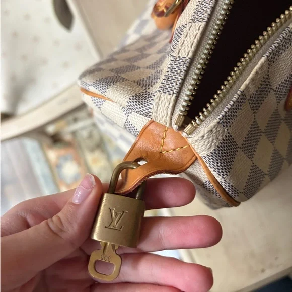 Louis Vuitton Classic Speedy 25 Damier Azur - Picture 5 of 10